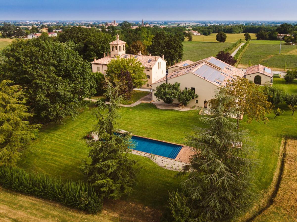 Case Zucchi Bioagriturismo Castelnuovo Fogliani Экстерьер фото